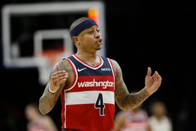 并成为球迷 并成为球迷